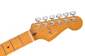 Fender, American Ultra Stratocaster®, Maple Fingerboard, Texas Tea